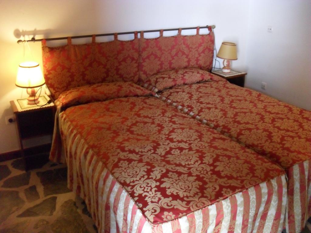 فيلا ريغينغوس دي مونسارازفي Casa De Campo Quinta Sao Jorge الغرفة الصورة