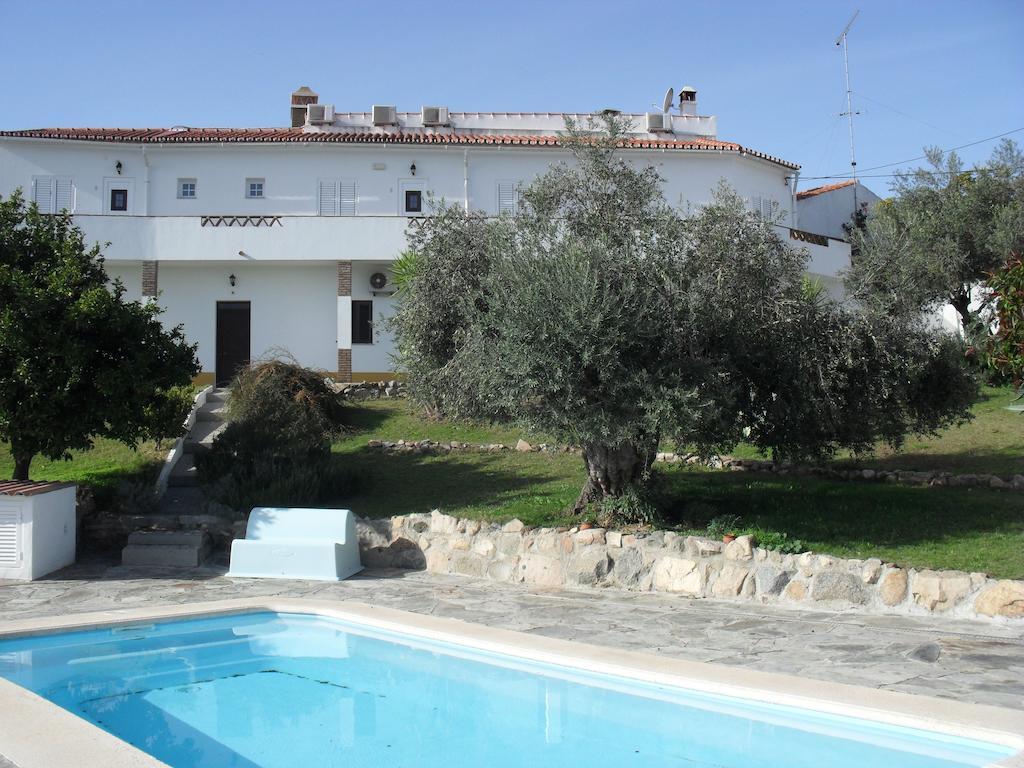 فيلا ريغينغوس دي مونسارازفي Casa De Campo Quinta Sao Jorge المظهر الخارجي الصورة