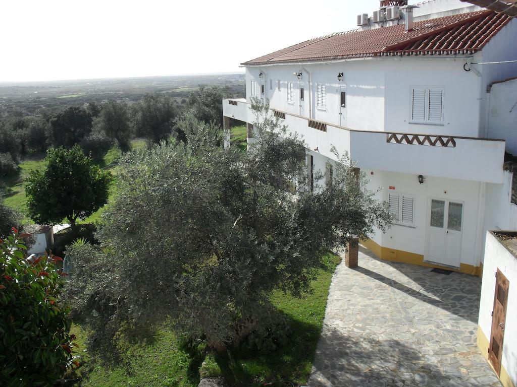 فيلا ريغينغوس دي مونسارازفي Casa De Campo Quinta Sao Jorge المظهر الخارجي الصورة